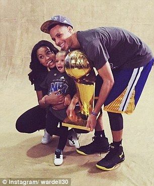 Watch out Riley! NBA player Stephen Curry and his wife Ayesha welcome a new baby girl to their family | Daily Mail Online Nba Couple Aesthetic, Nba Couples, Nba Lifestyle, Nba Wife Aesthetic, Basketball Wife Aesthetic, Nfl Wife, Nba Wife, Basketball Wife, Stephen Curry Family