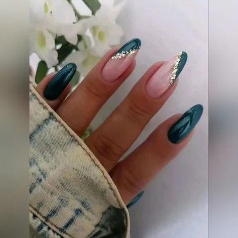 Emerald Willow | Makeup | Long Almond Presson Nails With Dark Green And Glitter Design Reusable | Poshmark Nails With Dark Green, Green Marble Nail Designs, Philadelphia Eagles Nails, Marble Nails Tutorial, Fancy Nail Art, Long Almond, Marble Nail Designs, Gold Glitter Nails, Green Nail Designs