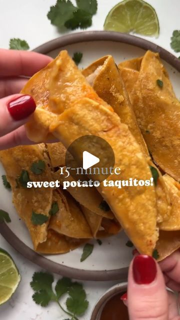 Healthy Ingredient Recipes 🥗 on Instagram: "Crispy Sweet Potato Taquitos! Credit @rachlmansfield

Introducing Crispy Sweet Potato Chicken Taquitos! These tantalizing treats are a must-try, boasting gluten-free goodness and a quick 15-minute prep time, making them perfect for an effortless dinner.

FOLLOW, SAVE & SHARE! 📌
Get my FREE Recipe Book with 🔗 in my bio

Ingredients:

8 6 to 8-inch corn tortillas
Olive oil or avocado oil
1 cup mashed sweet potato
1/2 teaspoon each garlic powder, smoked paprika, and chili powder
1 cup cooked chicken, shredded
3/4 cup shredded cheddar cheese or Mexican-blend cheese
Optional mix-ins or toppings: guacamole, salsa, sour cream, cilantro

Instructions:

Mix the mashed sweet potatoes and spices in a bowl and set aside.
Prepare all mix-ins and toppings f Sweet Potato Taquitos, Potato Taquitos, Sweet Potato Chicken, Mashed Sweet Potato, Chicken Shredded, Potato Chicken, Guacamole Salsa, Crispy Sweet Potato, Chicken Taquitos