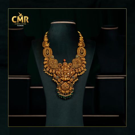 Enrich your jewelry collection with CMR'S masterpieces! Take a look over the neck pieces of deep Nakshi model that reflects your ethinic charm. South sea pearls along with emerald stones is a decorative factor which adds extra dazzle to each piece! To get the details of this beautiful Jeweler WhatsApp +91 8881881193. . . . #onlineshopping #cmrjewellerstelangana #cmrjewellers #cmrnecklace #chorker #earings #cmrbangles #cmr #cmrj #bangles #jewelry #earrings #necklace #chorker #gold #jewelleryde Deep Nakshi Haram, Cmr Jewellers, Nakshi Necklace, Necklace Set Indian Bridal Jewelry, Vaddanam Designs, Bird Coloring, Haram Designs, Temple Jewelry Necklace, Indian Wedding Jewelry Sets