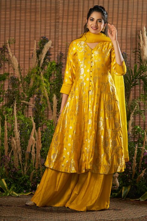 Buy Sobariko Yellow Banarasi Brocade Anarkali Palazzo Set Online | Aza Fashions Brocade Anarkali, Yellow Anarkali, Banarasi Brocade, Anarkali Dress Pattern, Hooded Tunic, Long Kurti Designs, Cucumber Recipes, Indian Dresses Traditional, Palazzo Set