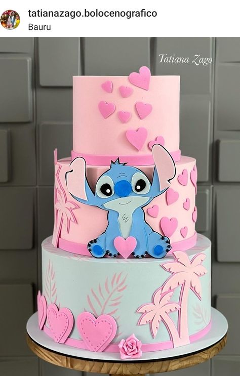 Stitch And Angel Birthday Cake, Decor Tort, Lilo And Stitch Cake, Stitch Cake, Classy Halloween Costumes, Edible Icing Sheets, Lilo Y Stitch, Cartoon Cake, Angel Cake