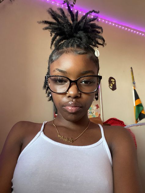 Shirt Loc Styles, Loc Accessories Black Women, Accessories Black Women, Female Locs, Female Dreads Hairstyles, Texture Shots, Female Dreads, Loc Accessories, Loc Hairstyles