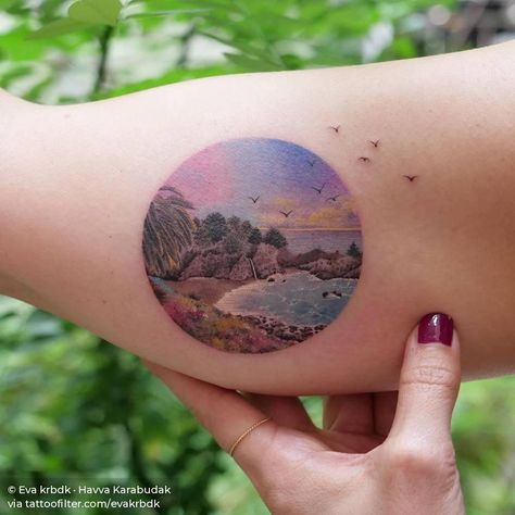 Bermuda Tattoo, Brooklyn Tattoo, Polish Tattoos, Tattoos 2024, Famous Tattoo Artists, New York Tattoo, Best Tattoos For Women, Street Mural, Gorgeous Tattoos