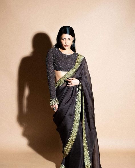 Shruti Hassan Saree, Shruti Hasan, Shruti Haasan, Alia Bhatt Photoshoot, Shruti Hassan, Alia Bhatt, Saree Collection, Saree, Actresses