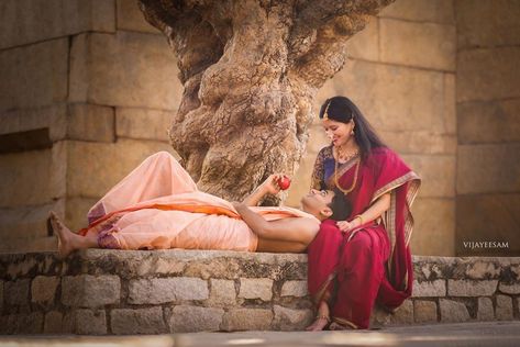 Maternity Shoot In Temple, Photoshoot In Temple, Temple Shoot, Indian Maternity Photos, Indian Maternity, Crying Photography, Bengali Saree, Mother Daughter Photos, Maternity Photoshoot Outfits