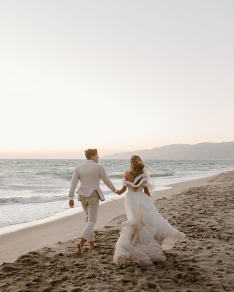 This day will forever live rent free in my mind 🫶🏼 there’s something about taking photos on the beach that’s so special!! Now booking 2025 weddings & elopements in Southern California and wherever you are ✨ Cya at the beach 🫡🤩 Wedding Pics On The Beach, Destination Wedding Pictures Photo Ideas, Elopement Photos Beach, Beach Wedding Pictures Poses, Wedding Poses Beach, Beach Elopement Photos, Beach Wedding Family Photos, Beach Wedding Picture Ideas, Wedding Photo Beach