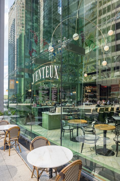 Maximalist Coffee Shop, Venteux Chicago, Barista Lifestyle, Amazon Cafe, Chicago Cafe, Chicago Coffee Shops, Restaurant Facade, Chicago Coffee, Chicago Vacation