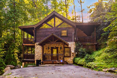 Gatlinburg Dream - 1 Bedroom Gatlinburg Cabin Rental Gatlinburg Cabin Rentals, Gatlinburg Cabins, Cabin Rentals, Gatlinburg, Smoky Mountains, Cabin, Bedroom