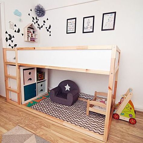 35 Awesome IKEA Kura Beds For Kids | Home Design And Interior Bunk Bed Hacks, Kura Bed Hack, Små Rum Lidt Plads, Ikea Kura Bed, Small Kids Room, Kura Bed, Ikea Kura, Ikea Bed, Toddler Bedrooms