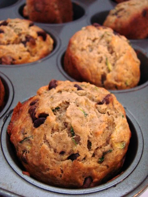 Zucchini Banana Muffins, Banana Zucchini Muffins, Zucchini Recipes Dessert, Zucchini Chocolate Chip Muffins, Zucchini Muffin Recipes, Zucchini Banana, Baking Treats, Banana Chocolate Chip Muffins, Homemade Muffins