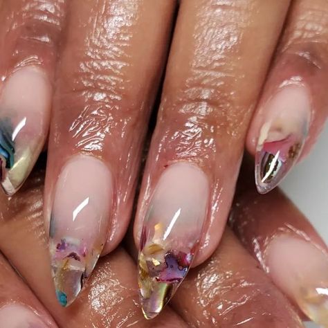 3d Encapsulated Nails, Nails With Shell Flakes, Encapsulated Shell Nails, Encapsulated Foil Nails, Acrylic Encapsulated Nails, Encapsulated Gel X Nails, Clear Encapsulated Nails, Encapsulation Nails, Nail Encapsulation