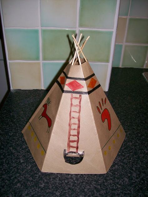 Tp Tent, Native American Rituals, Diy Tipi, Indian Project, Native American Projects, Birdhouse Projects, Cricket Crafts, Kids Zone, History Projects