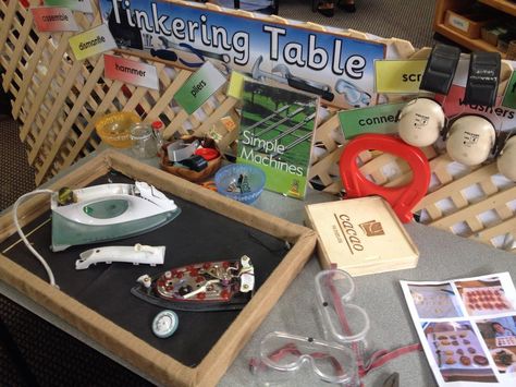 Tinkering table Tinkering Table, Discovery Box, Simple Machines, Outdoor Classroom, Outdoor Learning, Clip Cards, Early Education, Early Learning, Carpentry