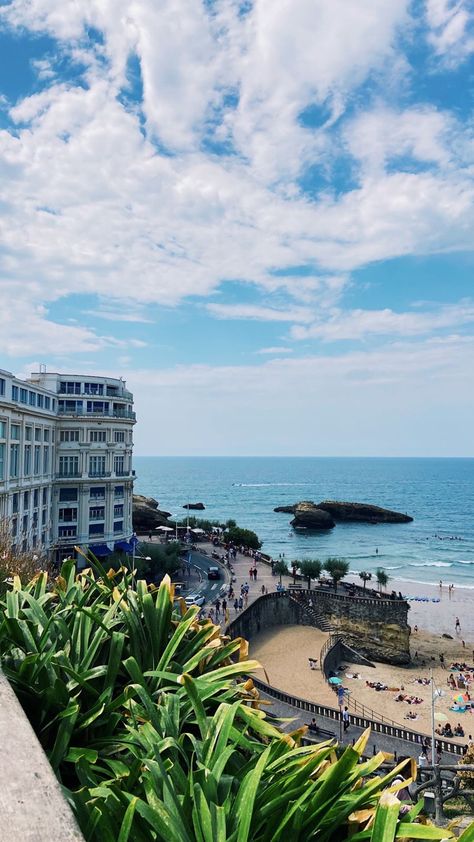 Basque Country Aesthetic, Biarritz Aesthetic, Places Aesthetic, Fav Place, French Summer, Surf Trip, France Wedding, Basque Country, Aquitaine