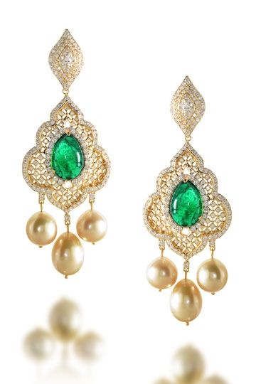 Emerald jali work earrings, Farah Khan Fine Jewellery Farah Khan Jewellery, Khan Jewellery, Jali Work, Work Earrings, Shah Jahan, Epic Love, India Jewelry, Emerald Earrings, Emerald Jewelry