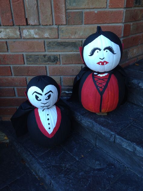 Painted Vampire Pumpkin, Pumpkin Vampire Painting, Vampire Painted Pumpkin Ideas, Dracula Painted Pumpkin, Hotel Transylvania Pumpkin Painting, Dracula Pumpkin Painted, Vampire Painted Pumpkin, Vampire Pumpkin Painting, Dracula Pumpkin