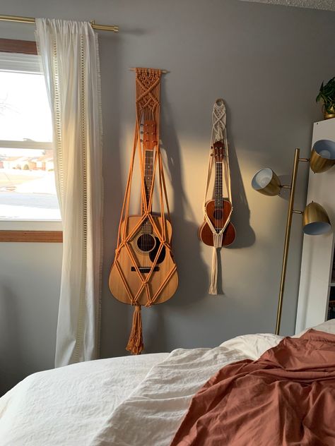 How To Hang A Ukulele On The Wall, Ukulele Room Decor, Crochet Wall Holder, Ukulele Hanging On Wall, Crochet Book Holder Wall, Ukulele On Wall, Instruments On Wall, Macrame Book Holder, Ukulele Decoration