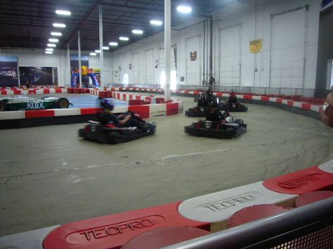 Go Kart racing birthday party in Santa Clara Go Karts Birthday Party, Go Karting Party, Kart Racing Aesthetic, Indoor Go Karting Aesthetic, Indoor Go Kart Track, F1 Motor, Go Kart Racing, Kart Racing, Go Carts