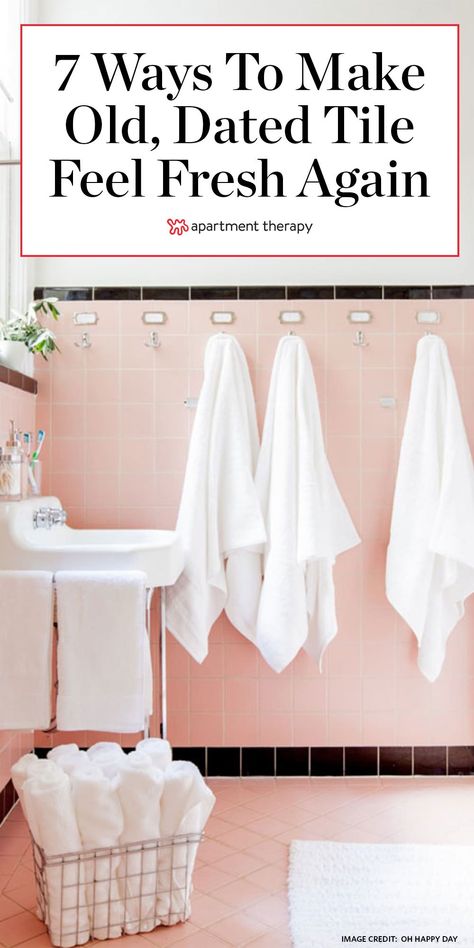 Here are 7 bathroom decorating ideas to make an old-school tile look new and fresh. #retro #retrobathroom #bathroomdecor #bathroomideas #bathroomtile #tileideas #nostalgiadecor #oldhouse Retro Toilet Vintage Bathrooms, Retro Bathroom Decor 1950s, Redo Tile Bathroom, Decorating Old Bathroom Ideas, Bathroom Upcycle Ideas, How To Make Old Tile Look New, Retro Bathroom Mirror, Retro Bathroom Decor Ideas, Reglazed Bathroom Tile Before And After