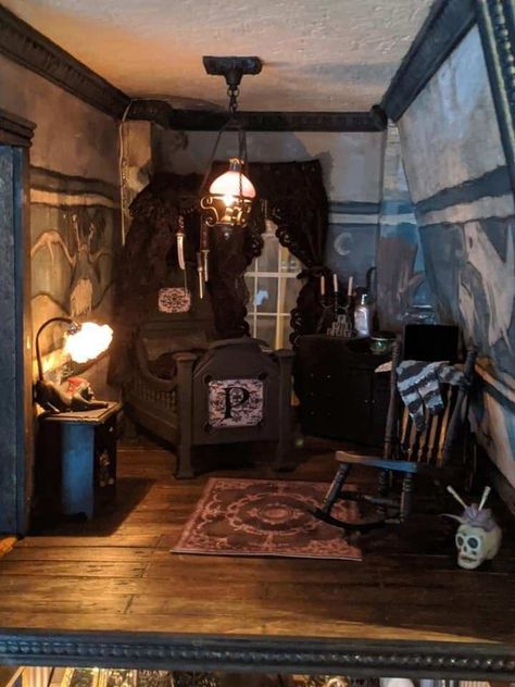 Addams Family Baby, Adams Family House, The Addams Family House, Addams Family House, Gothic Nursery, Haunted Dollhouse, Adams Family, Haunted Dolls, The Addams Family