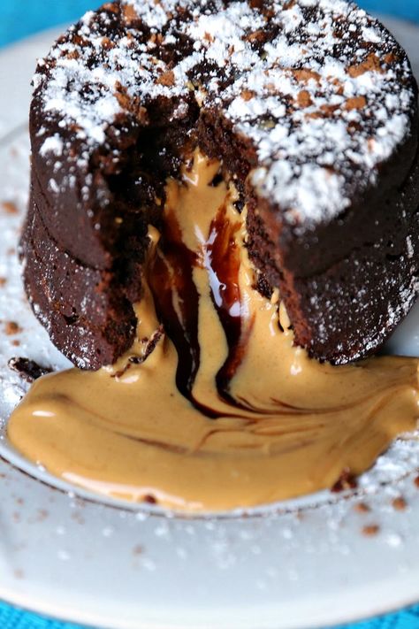 Peanut Butter Lava Cake, Caramel Lava Cake Recipe, Molten Lava Cake, Peanut Butter Chocolate Lava Cake, Lava Cake, Lava Cake Recipe, Chocolate Molten Lava Cake, Vanilla Molten Lava Cake, Molten Chocolate Lava Cake Easy