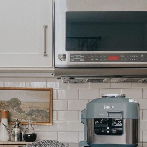 Raftyn | The Rignell Ranch on Instagram: "Sneak preview of my kitchen updates! I just needed to show off my new favorite appliance! #kohlspartner This air fryer and rapid cooker by Ninja has been such a life saver. Be sure to check out @kohls for all your kitchen needs #kohlsfinds" Rignell Ranch, Kitchen Updates, Kitchen Needs, Updated Kitchen, My Kitchen, Show Off, Air Fryer, Instagram