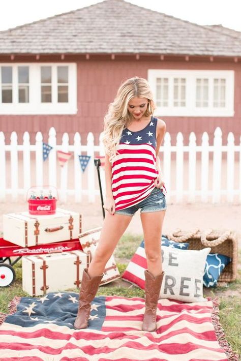 Patriotic Outfits For Women, Women In Boots, Country Thunder, American Honey, Usa Party, July Outfits, Fall Fashion Skirts, Closet Candy Boutique, Candy Boutique