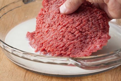 How To Tenderize Cube Steak, How To Make Cube Steak Tender, How To Make Cube Steak, Baked Cube Steak Recipes, Tender Cube Steak Recipes, Fried Cube Steak Recipes, Tender Cube Steak, Cubed Steaks, Beef Cube Steak Recipes