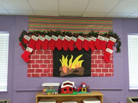 Classroom Christmas Display. Fireplace. Preschool classroom. Diy Christmas Window, Stockings For Christmas, Diy Christmas Fireplace, Classroom Christmas Decorations, Holiday Door Decorations, Christmas Classroom Door, School Door Decorations, Classroom Christmas, Christmas Bulletin