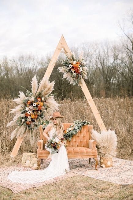 Triangle Backdrop, Wicker Wedding, Wedding Pampas, Boho Outdoor Wedding, Backdrop Boho, Boho Wedding Backdrop, Boho Wedding Ceremony, Macrame Table, Wedding Reception Decor