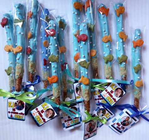 Pretzel sticks give away, party treats for Fish and nautical themed party Fishing Theme Treats, Fishing Theme Party, Nautical Themed Party, Pretzel Sticks, Fishing Party, Sea Birthday Party, Sea Birthday, Fishing Theme, Gone Fishing