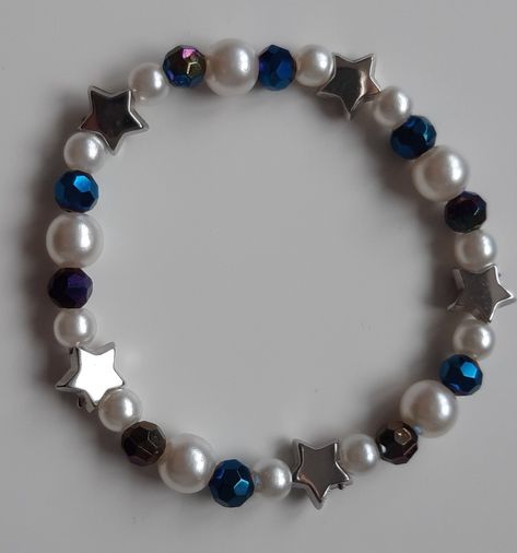 Beaded Bracelets Aesthetic, Star Ideas, Diy Kandi Bracelets, Homemade Bracelets, Edgy Jewelry, Indie Jewelry, Diy Bracelet Designs, Beads Bracelet Design, Jewelry Accessories Ideas