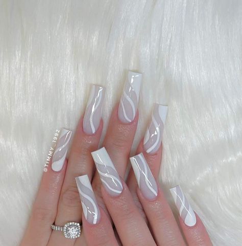 Soft White Nails Acrylic With Design, White Nail Ideas Acrylic, Nails Poses, Nails Acrylic White, Basketball Nails, Mom Nails, Latina Nails, Mail Designs, Girls Nail Designs