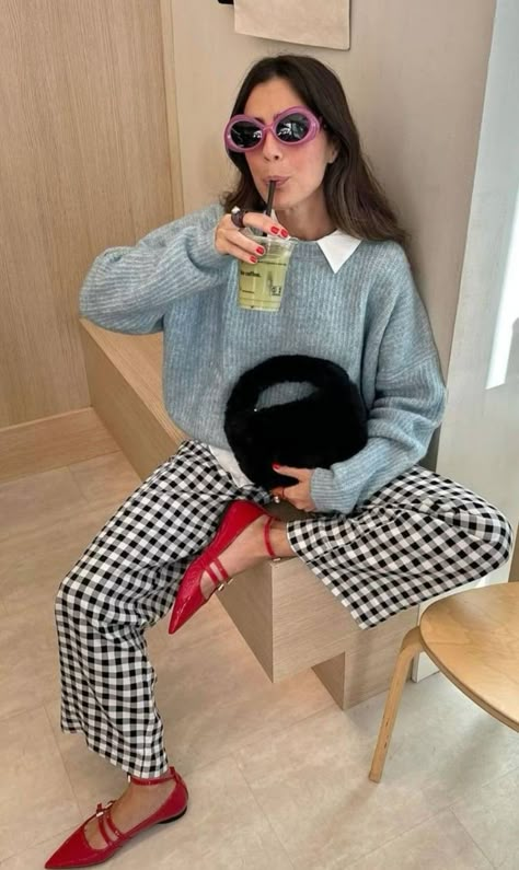 Funky Fall Fashion, Checkered Pants Outfit, Loose Knit Jumper, Casual Knitwear, Tall Fashion, Fashionista Style, Trendy Fall Outfits, Looks Street Style, Formal Casual