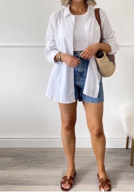 Casual Summer Style 2023, 65 And Sunny Outfit, Mum Beach Outfit, Pool Party Modest Outfit, Summer 30s Outfits, Easy Summer Style For Moms, Style Linen Button Down, White Short Sleeve Blouse Outfit, Denim Shorts With Shirt Outfit