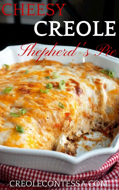 Cheesy Creole Shepherds Pie - from the Creole Contessa - could substitute ground beef for the turkey Creole Contessa Recipes, Southern Shepards Pie, Ground Chuck Recipes, Make Ahead Casseroles, Ground Chuck, Creole Cooking, Cajun Food, Cheesy Casserole, Cajun Cooking