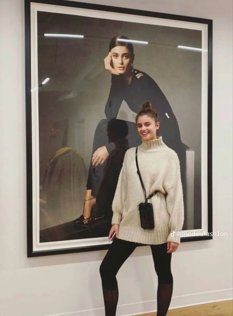 Taylor Hill Street Style, Taylor Hill Outfits, Recreate Pics, Taylor Hill Style, Supermodel Style, Fashion Career, Palvin Barbara, Taylor Marie Hill, Victoria Secret Models