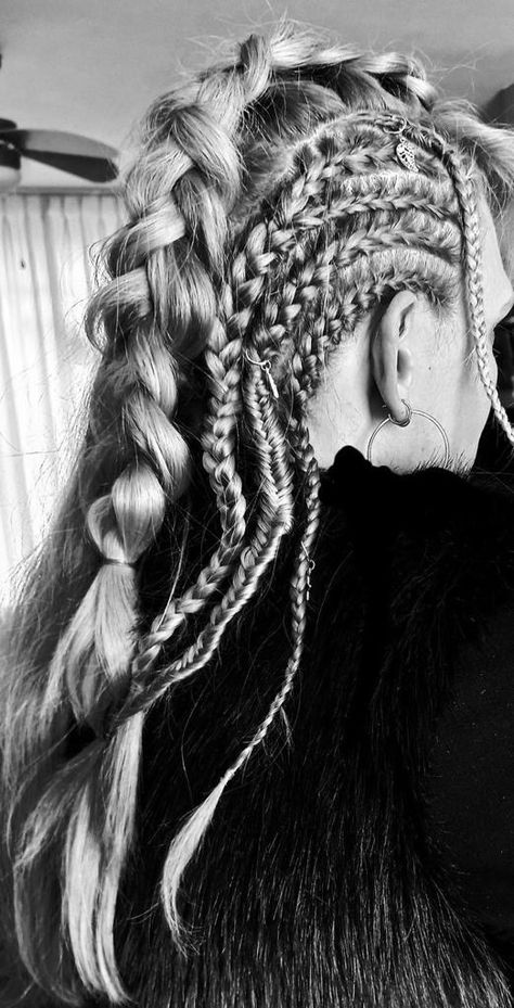 Viking Wedding Hairstyles, Viking Hairstyle, Warrior Braid, David Hair, Scalp Braids, Hairstyle Ideas Easy, Wedding Hair Side, Viking Braids, Long White Hair