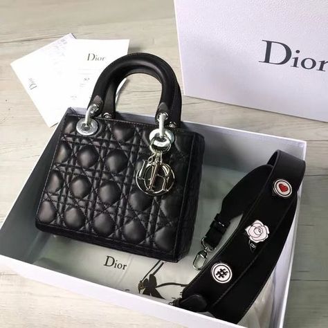 Dior My Lady Dior Bag With Badge Shoulder Strap Black Cruise 2017(Silver Hardwar #2017Si - Dior Bag - Ideas of Dior Bag #diorbag #bag #dior - Dior My Lady Dior Bag With Badge Shoulder Strap Black… Daha fazlası Fall Handbag Trends, Dior Purse, Dior And I, Cheap Purses, Fall Handbags, Womens Designer Bags, Bag Silver, Dior Handbags, Trending Handbag