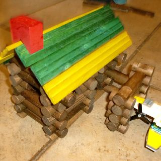 Linkin logs Linkin Logs Ideas, Linkin Logs, I Miss Being A Kid, Logs Ideas, Retro Pics, 70s Toys, Lincoln Logs, Retro Pictures, Log House