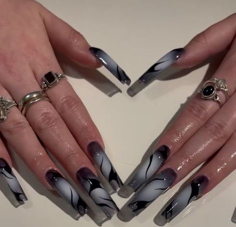 Long Goth Nails, Subversive Nails, Goth Acrylic Nails, White Nail Inspo, Paznokcie Hello Kitty, Black And White Nail, Fashionable Nails, Swirl Nails, Punk Nails