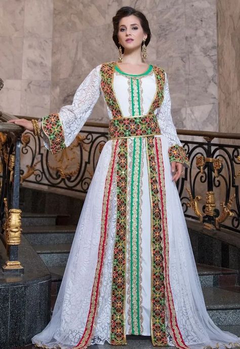 The Beauty of Arab Traditional Attire of North Africa Egyptian Traditional Clothing, Arabic Outfit, Arabic Clothing, African Fashion Traditional, Arab Fashion, Islamic Clothing, Traditional Attire, Traditional Fashion, Traditional Clothing