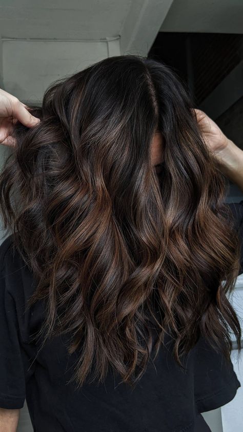 Dark Neutral Balayage, Warm Dark Brown Hair With Dimension, Dark Brunette With Dimensional Highlights, Dark Brown With Deminsion, Fall Bayalage Brunette Dark, Demintional Brunette, Old Money Dark Brunette Hair, Fall Chocolate Brown Hair, Sultry Brunette Hair