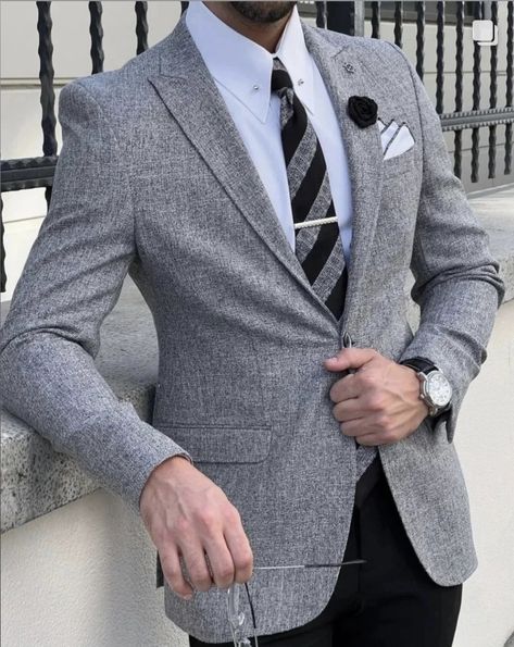 Grey Blazer Outfit Men, Grey Blazer Outfit, Stylish Mens Suits, Smart Jackets, Fashion Formal, Lapel Blazer, Formal Outfits, Peak Lapel, Man Style