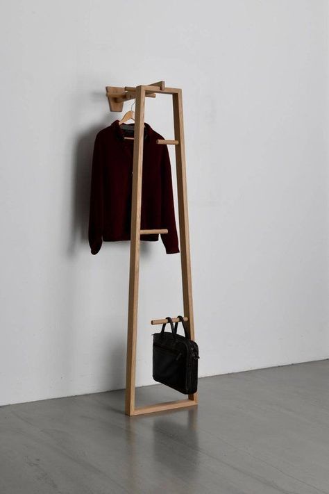 leiter stummer diener, valet stand, clothes rack, tidyboy - berlin, cannas.de, hatstand, indoors, one, wood, man, wear, ladder, adult, room, fashion Vstupná Hala, Valet Stand, Hall Furniture, Cnc Furniture, Clothes Stand, Coat Stand, Hallway Furniture, Coat Stands, Clothing Rack