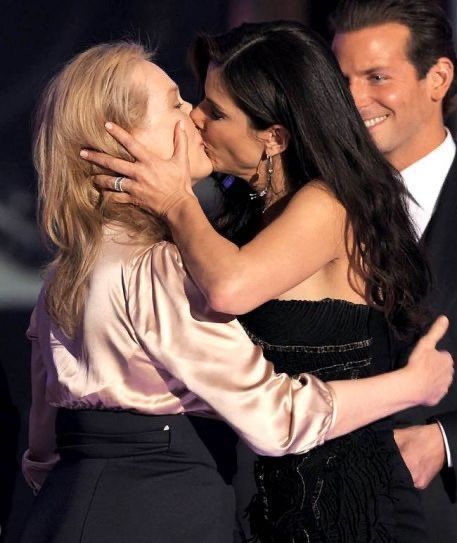 𝗖𝗶𝗻𝗱𝘆 ✯ on Twitter: "lesbians all around the world died… " Kiss And Make Up, Joely Richardson, Sara Ramirez, Jessica Lowndes, Portia De Rossi, Tamar Braxton, Baby George, Diane Lane, Royal Babies