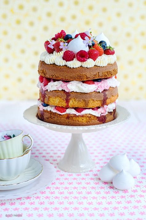 Totally Summery Eton Mess Cake | Supergolden Bakes Eton Mess Cake, Lamb Casserole, Turkey Leg, British Desserts, Chicken Recipies, Eton Mess, Red Lentils, Potato Curry, British Baking