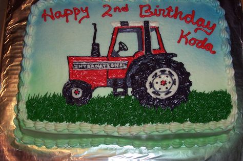 Red Tractor Birthday Cake, Tractor Sheet Cake, Grandpa Birthday Cake, Tractor Birthday Cake, Tractor Cakes, Red Tractor Birthday, Farm Cakes, Tractor Birthday Cakes, Dq Cakes