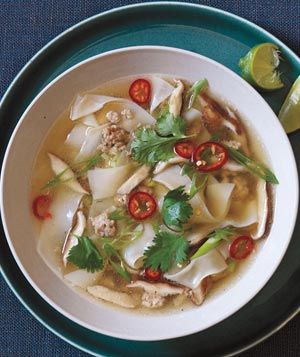 Thai Pork and Noodle Soup from Real Simple Better Girlfriend, Pork Noodle Soup, Thai Pork, Vietnamese Soup, Vietnamese Chicken, Soup Noodles, Chicken Pho, Pho Recipe, Clear Soup